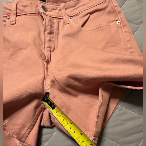 Free Assembly Rose Pink Denim Cut Off Shorts - Picture 4 of 7